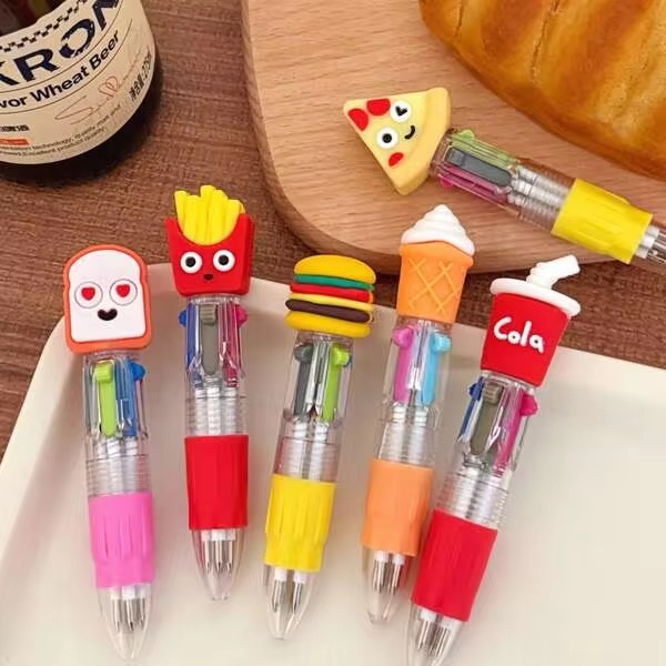 ปากกาลูกลื่นมินิการ์ตูน 4 สี ลายแฮมเบอร์เกอร์และเฟรนช์ฟรายส์ แบบสุ่ม 1/6/12 ชิ้น ปากกามาร์กเกอร์หลายสีคุณภาพสูง ปากกาคลิกหลายสี เครื่องเขียนขนาดเล็กขายส่ง เหมาะสำหรับรางวัลในห้องเรียน ของขวัญกลับโรงเรียน ของขวัญวันเกิด ของชำร่วยงานปาร์ตี้ อุปกรณ์โรงเรียนและสำนักงาน ของขวัญฤดูกลับโรงเรียน