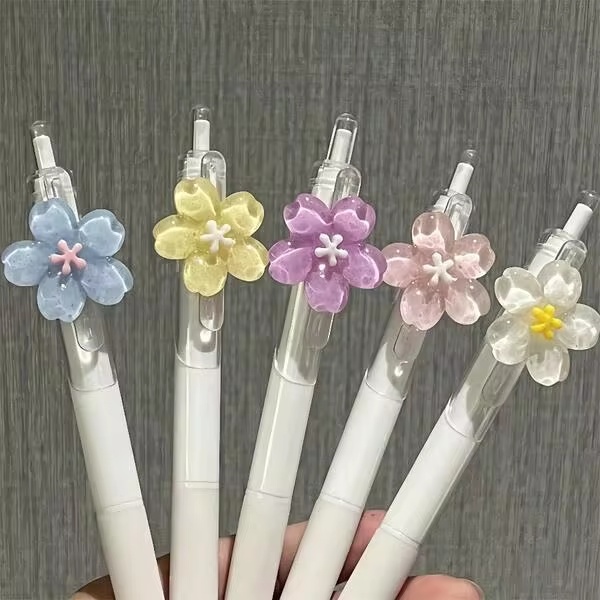 5/2/1ชิ้น ปากกาลูกลื่นหมึกสีดำ 0.5 มม. ลายดอกไม้น่ารัก แห้งเร็ว แบบสุ่ม ลายซากุระ/ทิวลิป, ทานตะวัน, กุหลาบ แบบกด เหมาะสำหรับนักเรียนและเด็กผู้หญิง ของขวัญเปิดเทอมสำหรับเด็กและเพื่อน